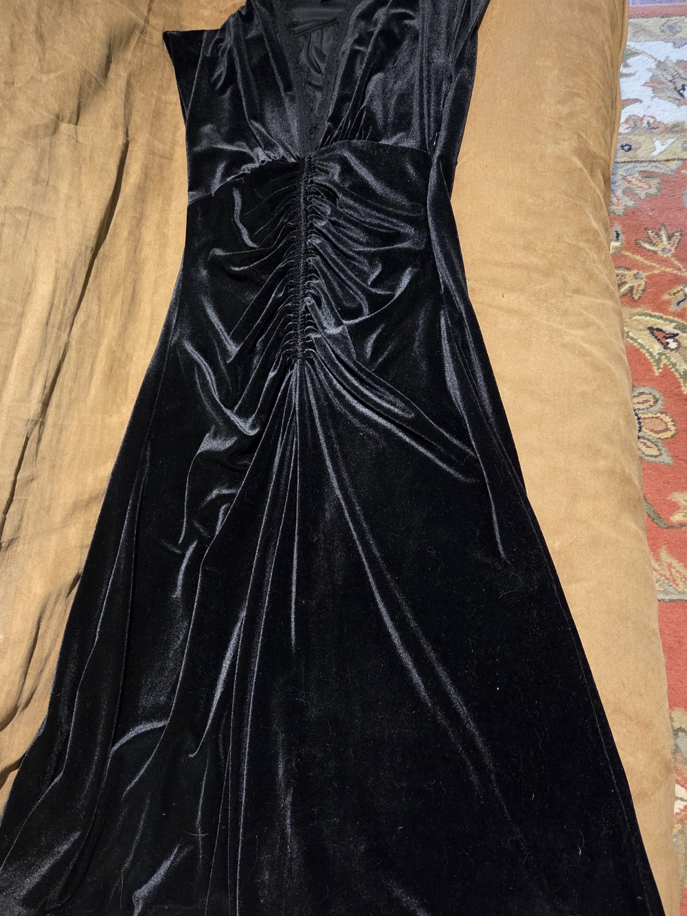 Jonathan Marttin Classic Black Velvet Ruched Women’s Dress